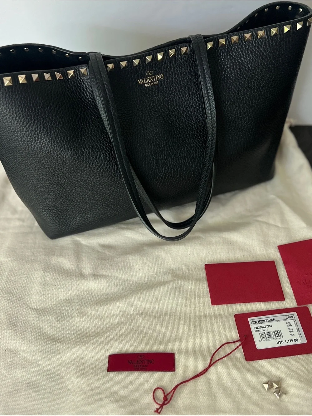 Valentino Garavani Black Pebbled Leather Rockstud Tote